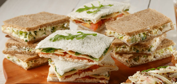 sandwiches-miga-blanco-negro